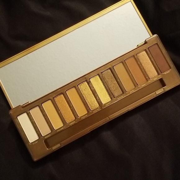 Naked Urban Decay Honey Palette - Picture 3 of 7
